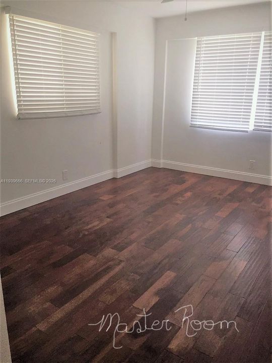 For Rent: $3,800 (3 beds, 2 baths, 1512 Square Feet)