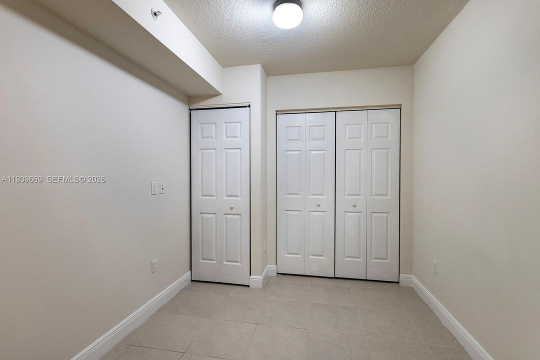 For Rent: $2,550 (2 beds, 2 baths, 756 Square Feet)