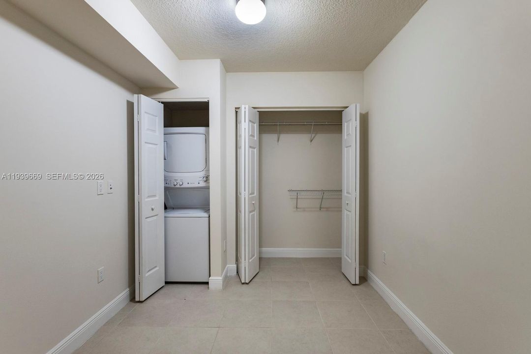 For Rent: $2,550 (2 beds, 2 baths, 756 Square Feet)