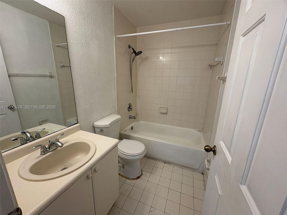 For Rent: $2,200 (3 beds, 2 baths, 0 Square Feet)