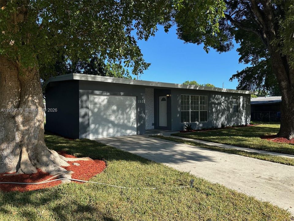 На продажу: $545,000 (3 спален, 2 ванн, 1110 Квадратных фут)