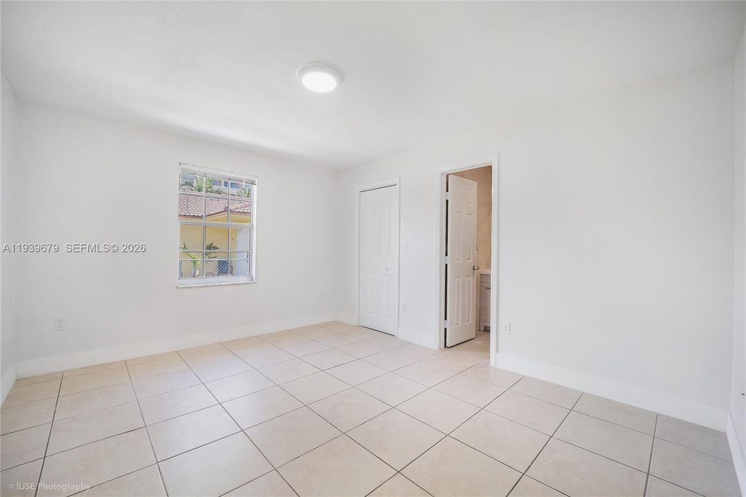 出租: $3,750 (3 贝兹, 2 浴室, 0 平方英尺)