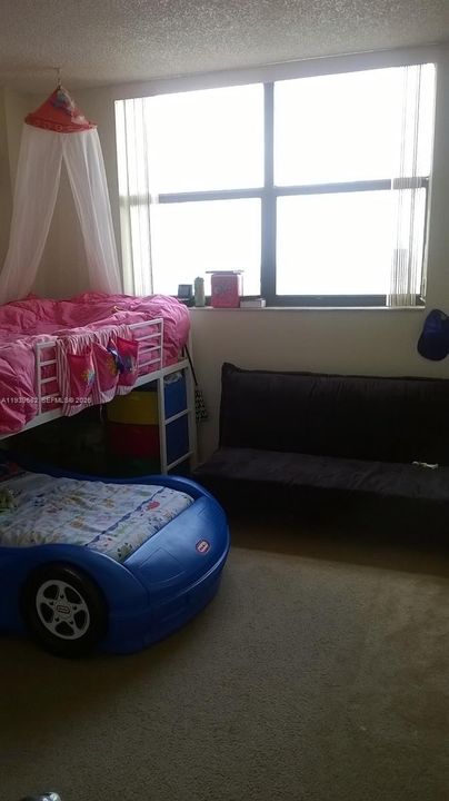 出租: $2,350 (2 贝兹, 2 浴室, 1008 平方英尺)