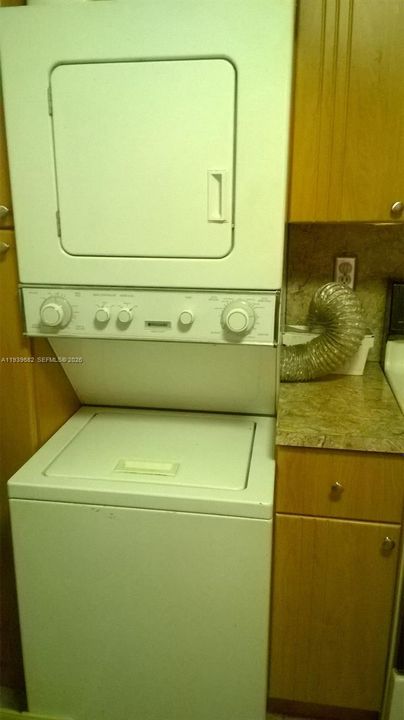 出租: $2,350 (2 贝兹, 2 浴室, 1008 平方英尺)