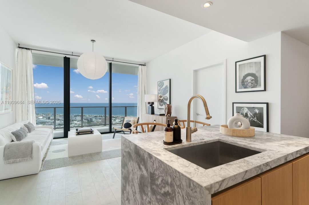 В аренду: $20,000 (2 спален, 2 ванн, 1434 Квадратных фут)