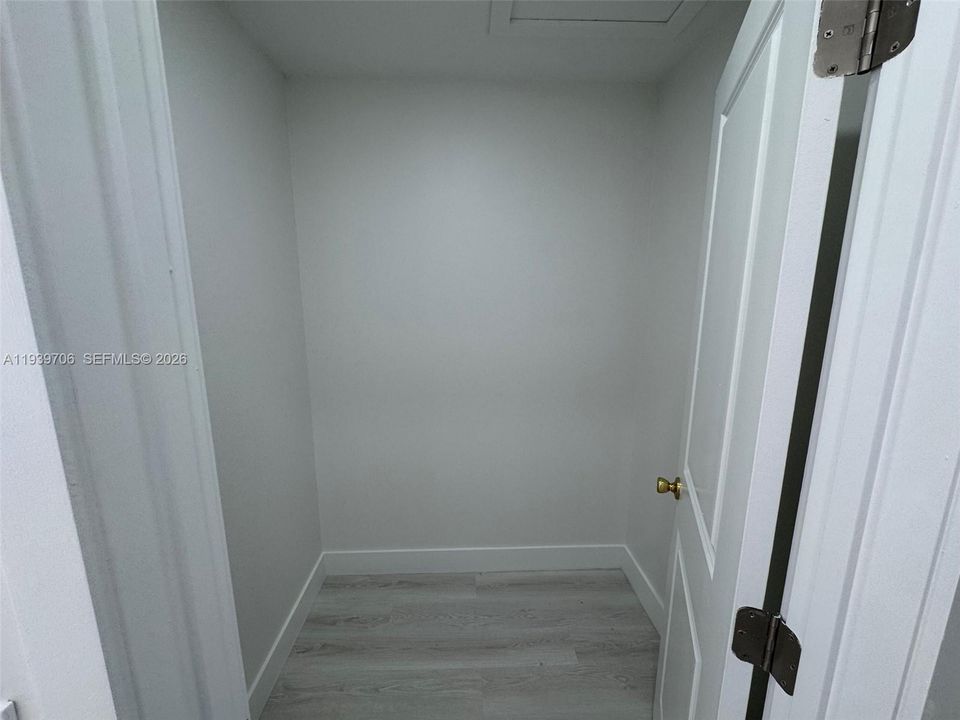 En Venta: $429,990 (3 camas, 2 baños, 1694 Pies cuadrados)