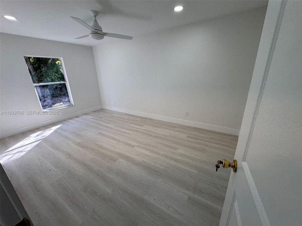 En Venta: $429,990 (3 camas, 2 baños, 1694 Pies cuadrados)