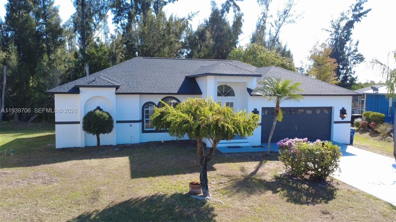 En Venta: $429,990 (3 camas, 2 baños, 1694 Pies cuadrados)