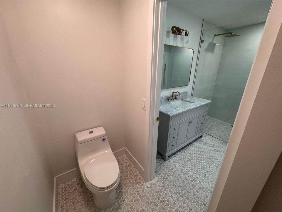 En Venta: $429,990 (3 camas, 2 baños, 1694 Pies cuadrados)