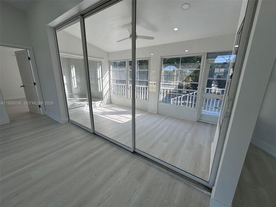 En Venta: $429,990 (3 camas, 2 baños, 1694 Pies cuadrados)