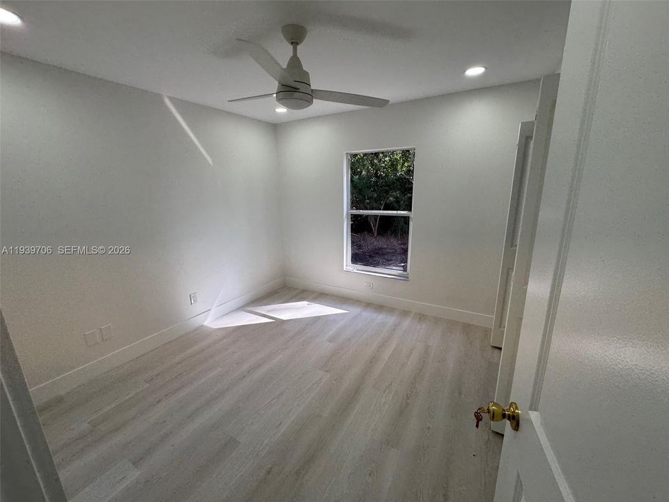 En Venta: $429,990 (3 camas, 2 baños, 1694 Pies cuadrados)