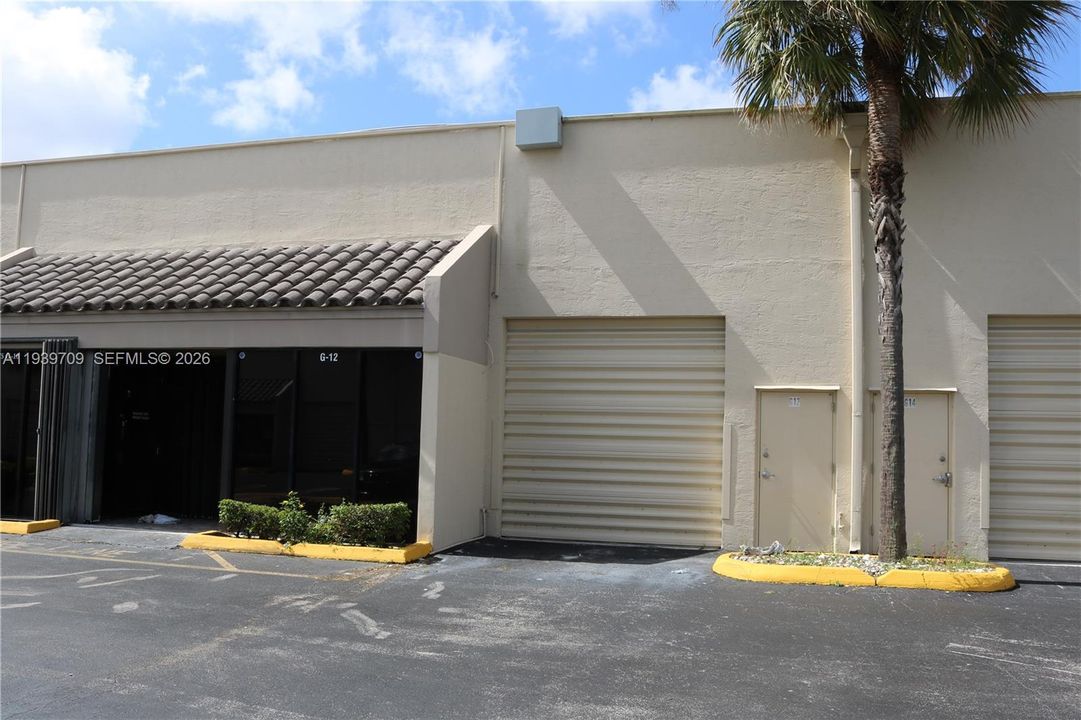 В аренду: $3,500 (0 спален, 0 ванн, 0 Квадратных фут)