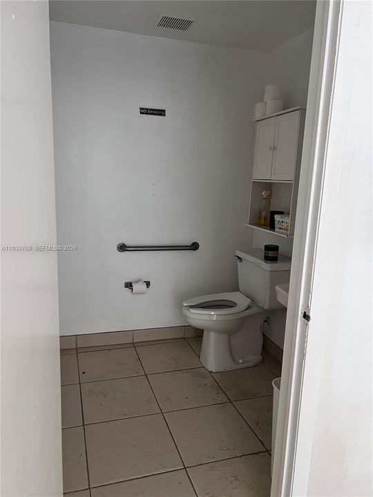 В аренду: $3,500 (0 спален, 0 ванн, 0 Квадратных фут)