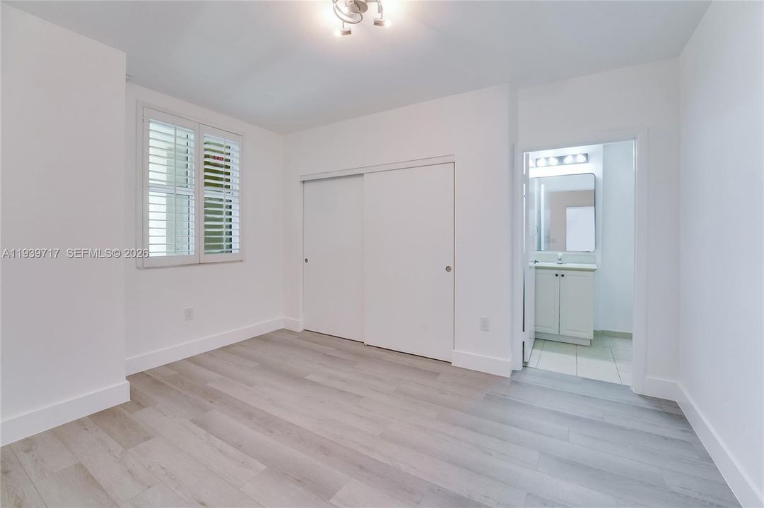 For Rent: $5,500 (3 beds, 3 baths, 1650 Square Feet)