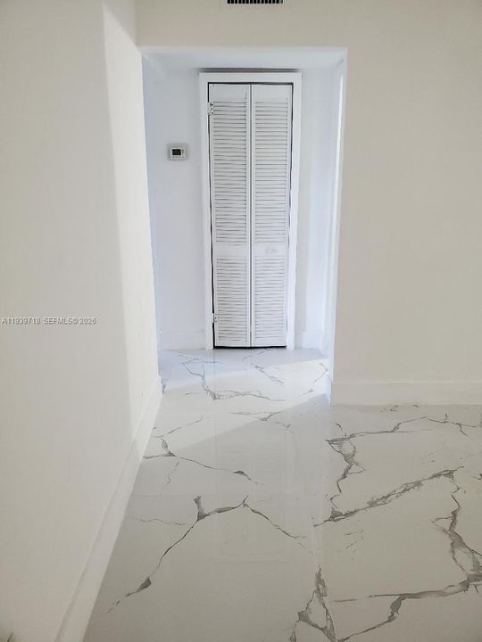 待售: $515,000 (4 贝兹, 2 浴室, 1309 平方英尺)