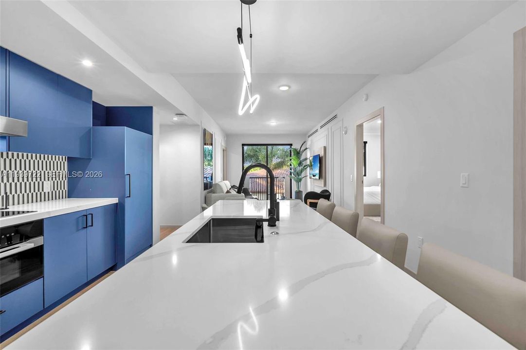 For Sale: $1,380,000 (2 beds, 1 baths, 0 Square Feet)