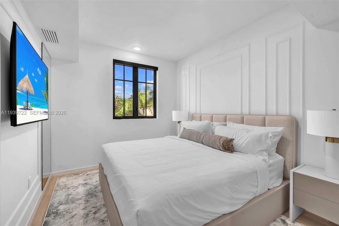 For Sale: $1,380,000 (2 beds, 1 baths, 0 Square Feet)
