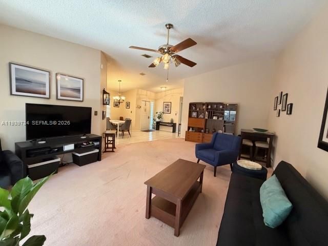 En Venta: $379,000 (3 camas, 2 baños, 1467 Pies cuadrados)