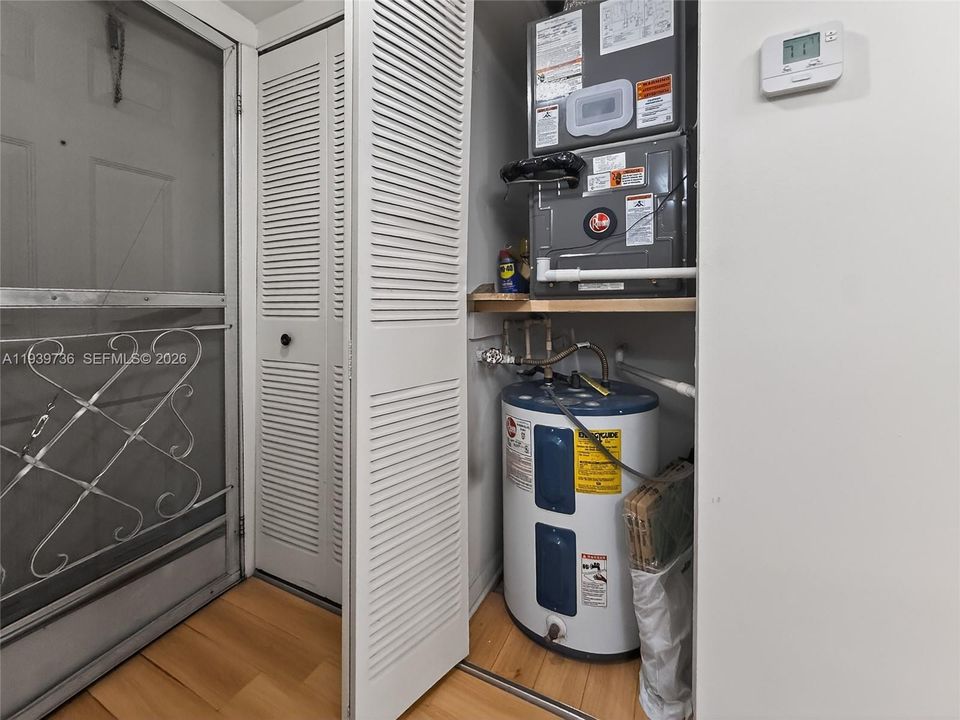 В аренду: $2,000 (2 спален, 2 ванн, 806 Квадратных фут)