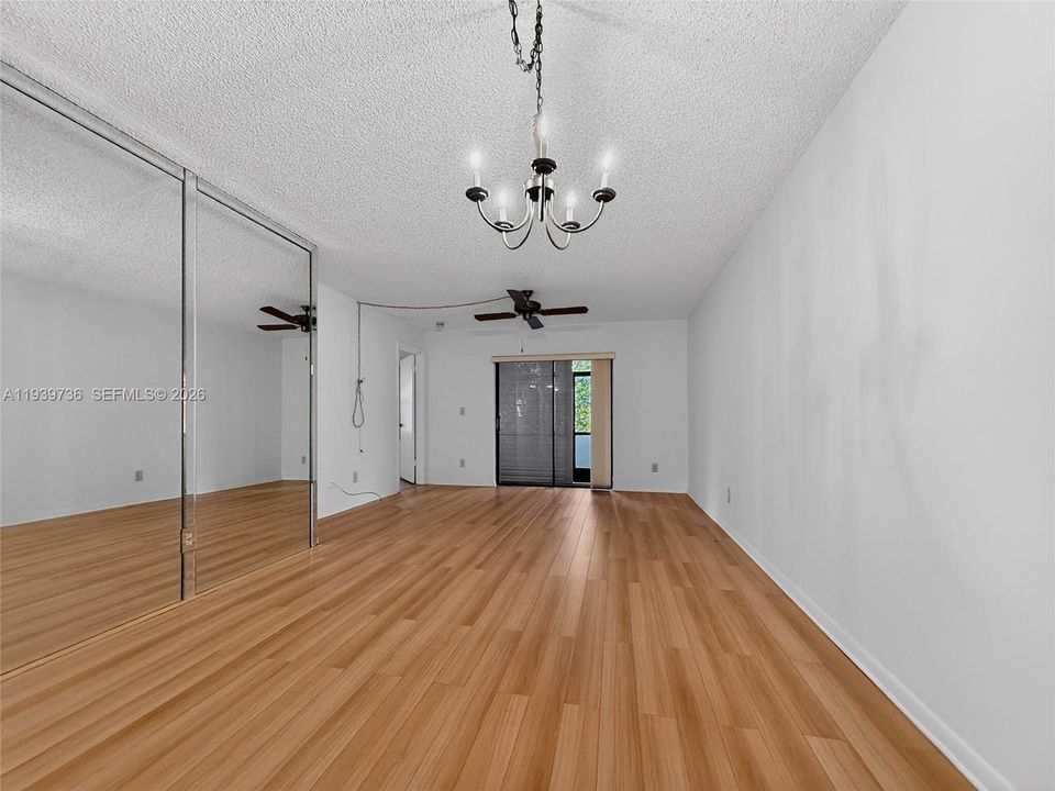 В аренду: $2,000 (2 спален, 2 ванн, 806 Квадратных фут)