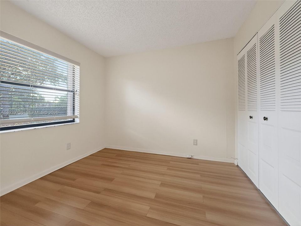 В аренду: $2,000 (2 спален, 2 ванн, 806 Квадратных фут)