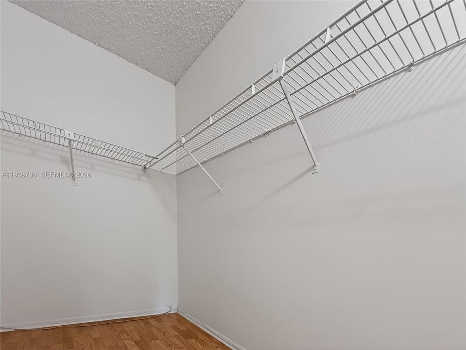 В аренду: $2,000 (2 спален, 2 ванн, 806 Квадратных фут)