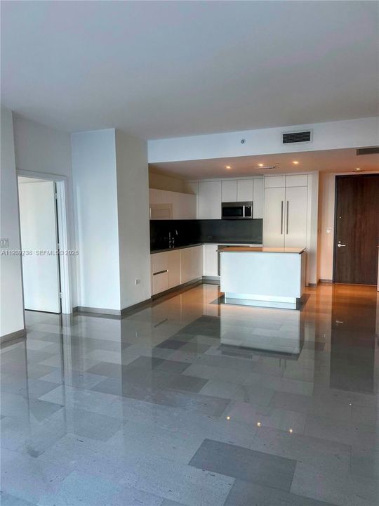 For Rent: $6,400 (2 beds, 2 baths, 1202 Square Feet)