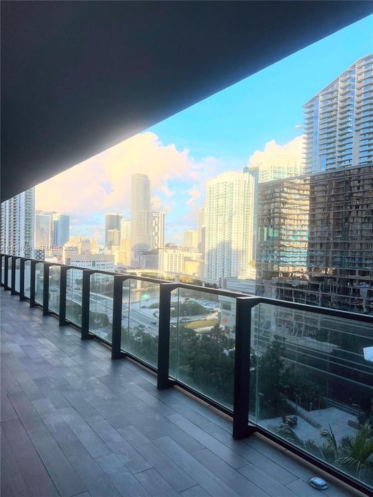 For Rent: $6,400 (2 beds, 2 baths, 1202 Square Feet)