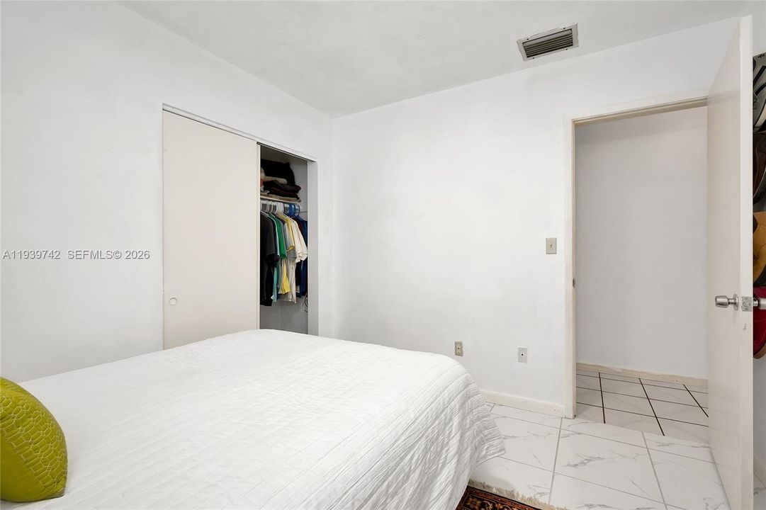 На продажу: $472,900 (3 спален, 1 ванн, 1056 Квадратных фут)