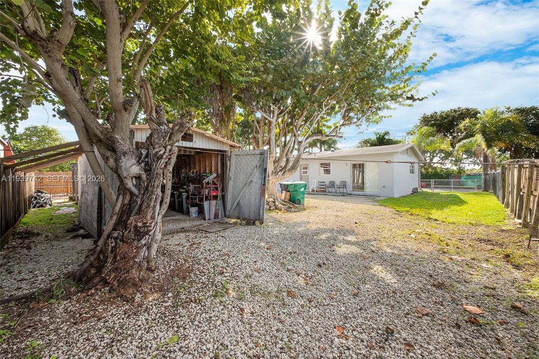 На продажу: $472,900 (3 спален, 1 ванн, 1056 Квадратных фут)