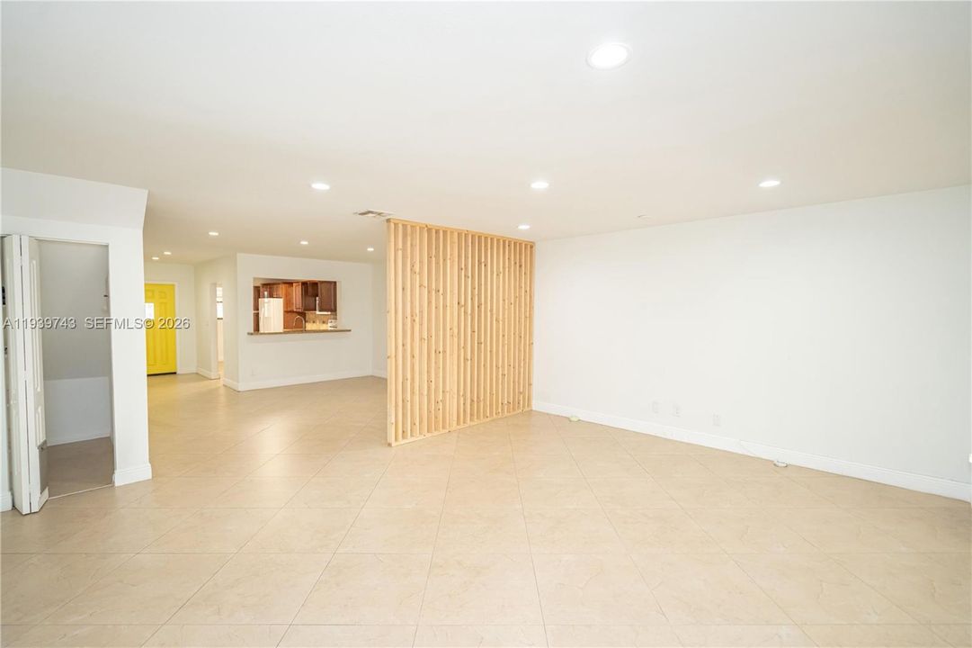 For Rent: $3,700 (2 beds, 2 baths, 1810 Square Feet)