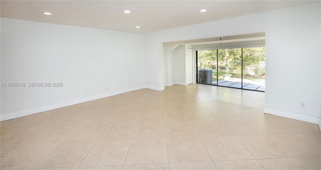 For Rent: $3,700 (2 beds, 2 baths, 1810 Square Feet)