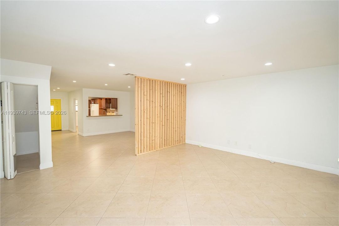 For Rent: $3,700 (2 beds, 2 baths, 1810 Square Feet)