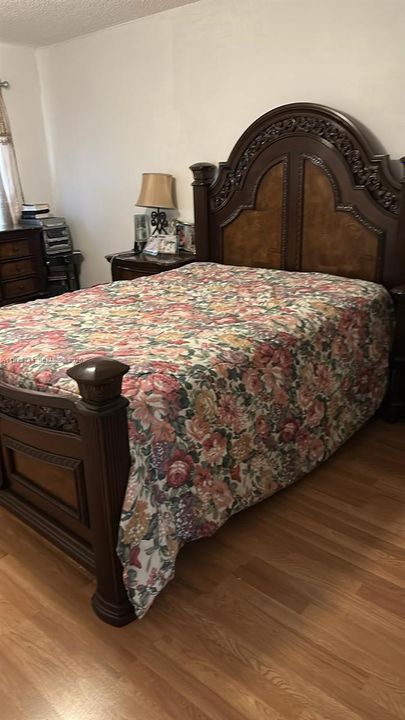 На продажу: $120,000 (1 спален, 1 ванн, 690 Квадратных фут)