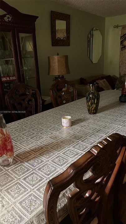 На продажу: $120,000 (1 спален, 1 ванн, 690 Квадратных фут)