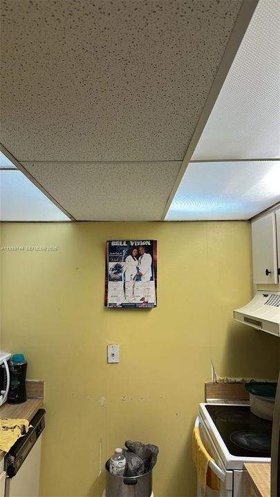 На продажу: $120,000 (1 спален, 1 ванн, 690 Квадратных фут)