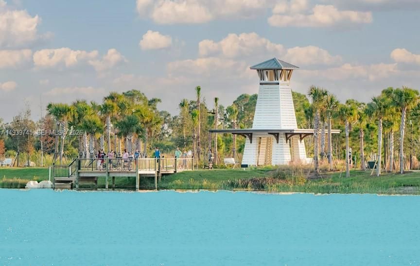 待售: $23,900 (0.26 acres)