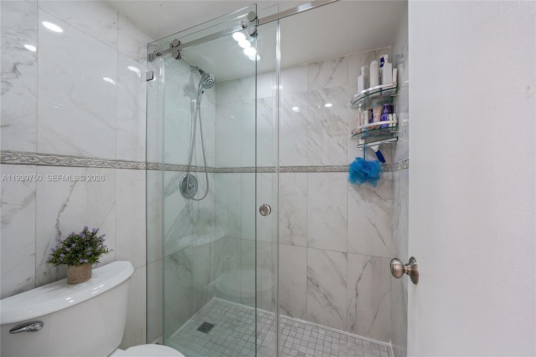 En Venta: $200,000 (1 camas, 1 baños, 810 Pies cuadrados)