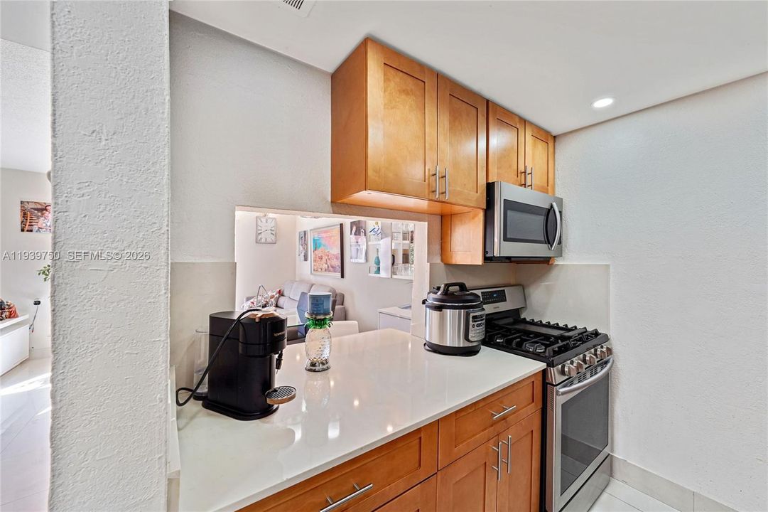 En Venta: $200,000 (1 camas, 1 baños, 810 Pies cuadrados)