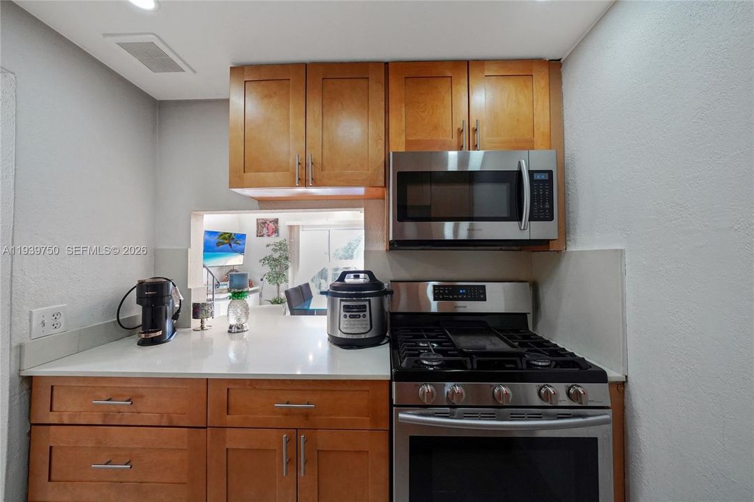 En Venta: $200,000 (1 camas, 1 baños, 810 Pies cuadrados)