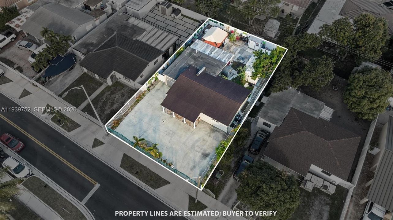 For Sale: $565,000 (3 beds, 1 baths, 1302 Square Feet)