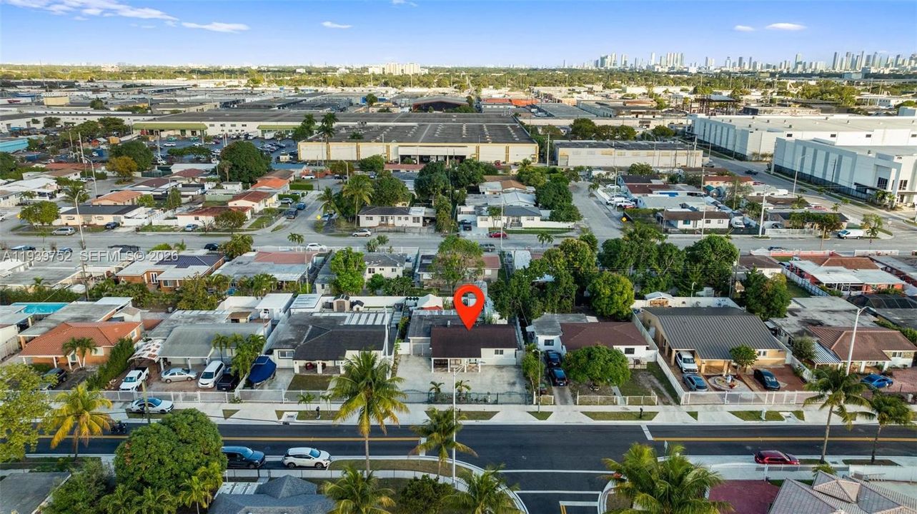 For Sale: $565,000 (3 beds, 1 baths, 1302 Square Feet)