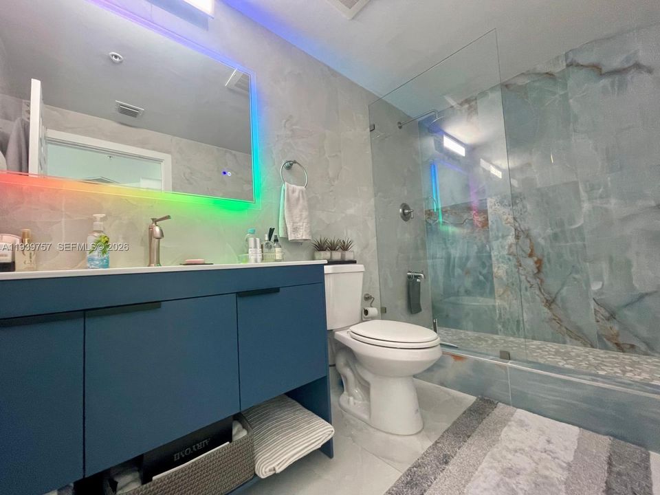 En Venta: $365,000 (2 camas, 2 baños, 1115 Pies cuadrados)