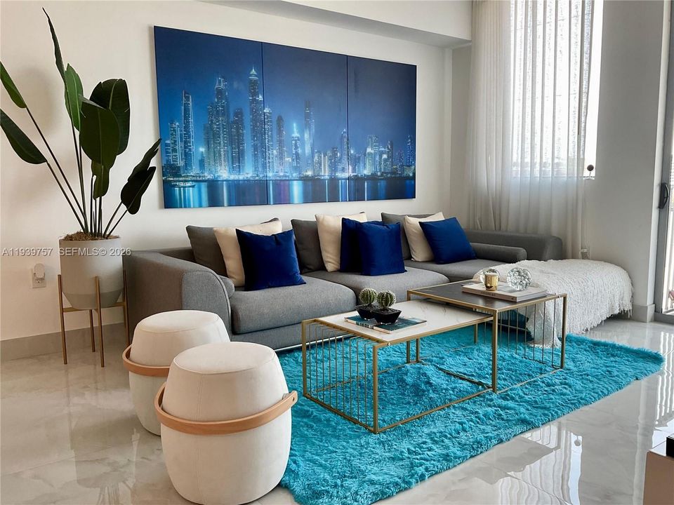 En Venta: $365,000 (2 camas, 2 baños, 1115 Pies cuadrados)