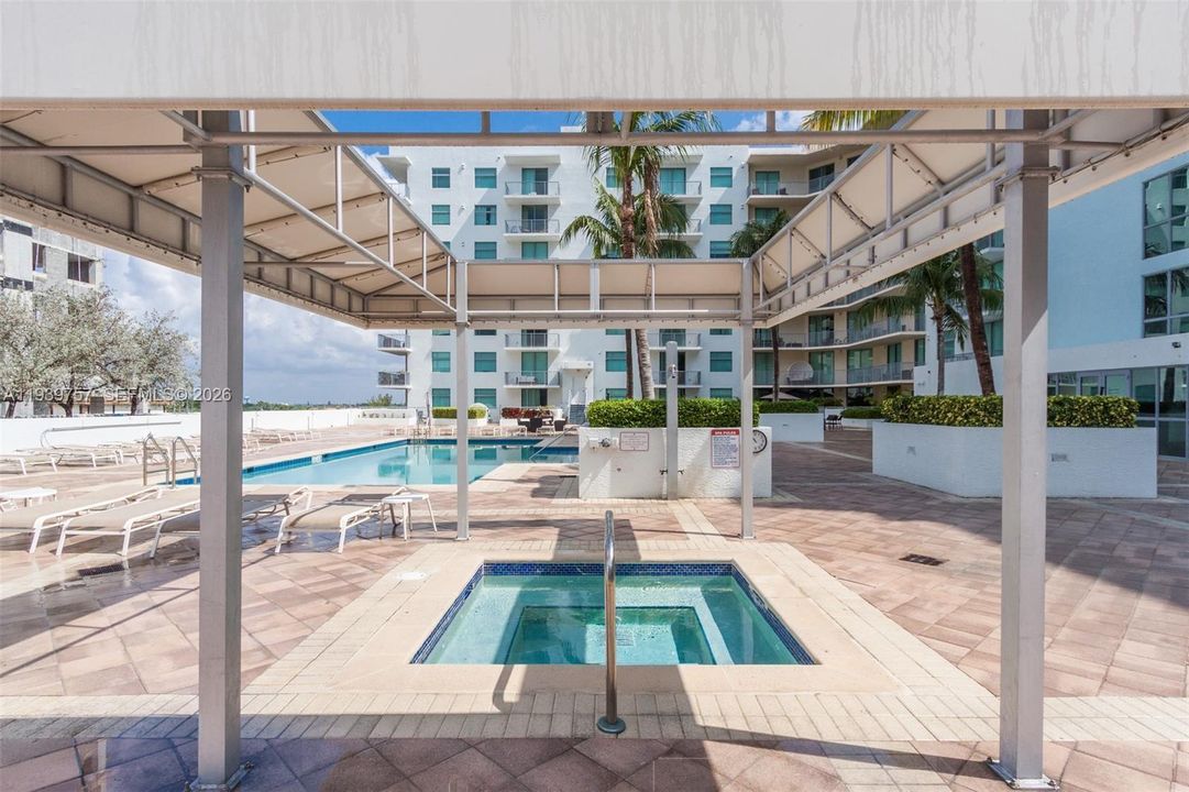 En Venta: $365,000 (2 camas, 2 baños, 1115 Pies cuadrados)