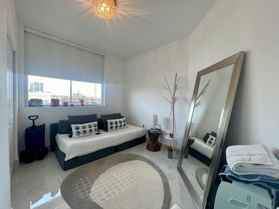 En Venta: $365,000 (2 camas, 2 baños, 1115 Pies cuadrados)