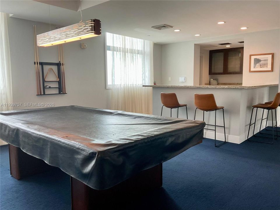 En Venta: $365,000 (2 camas, 2 baños, 1115 Pies cuadrados)