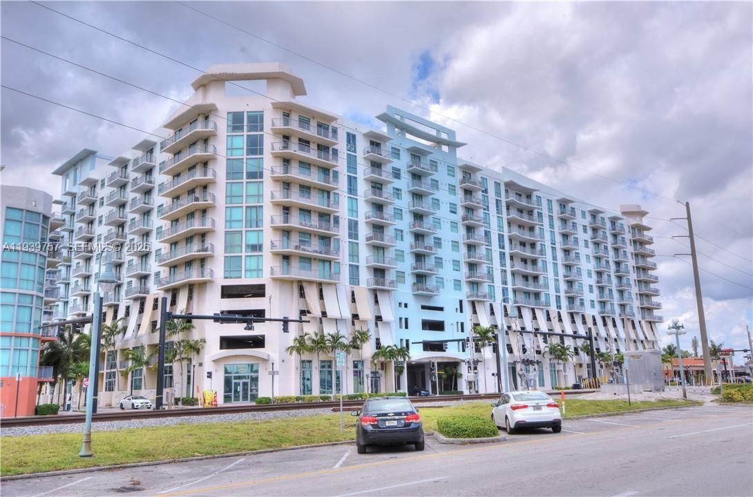 En Venta: $365,000 (2 camas, 2 baños, 1115 Pies cuadrados)