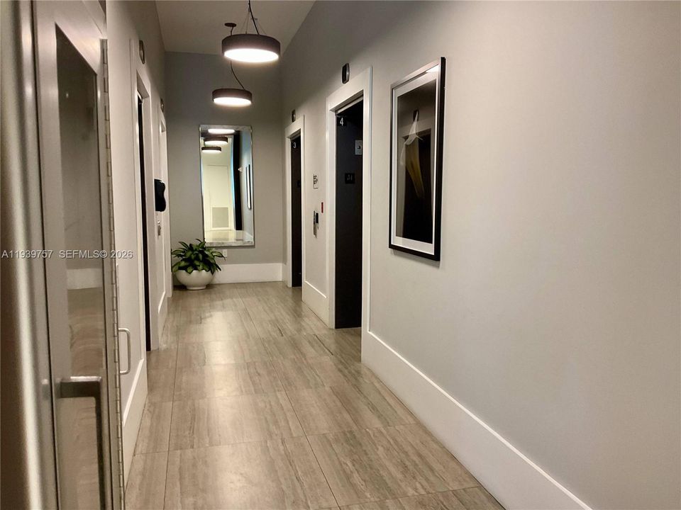 En Venta: $365,000 (2 camas, 2 baños, 1115 Pies cuadrados)