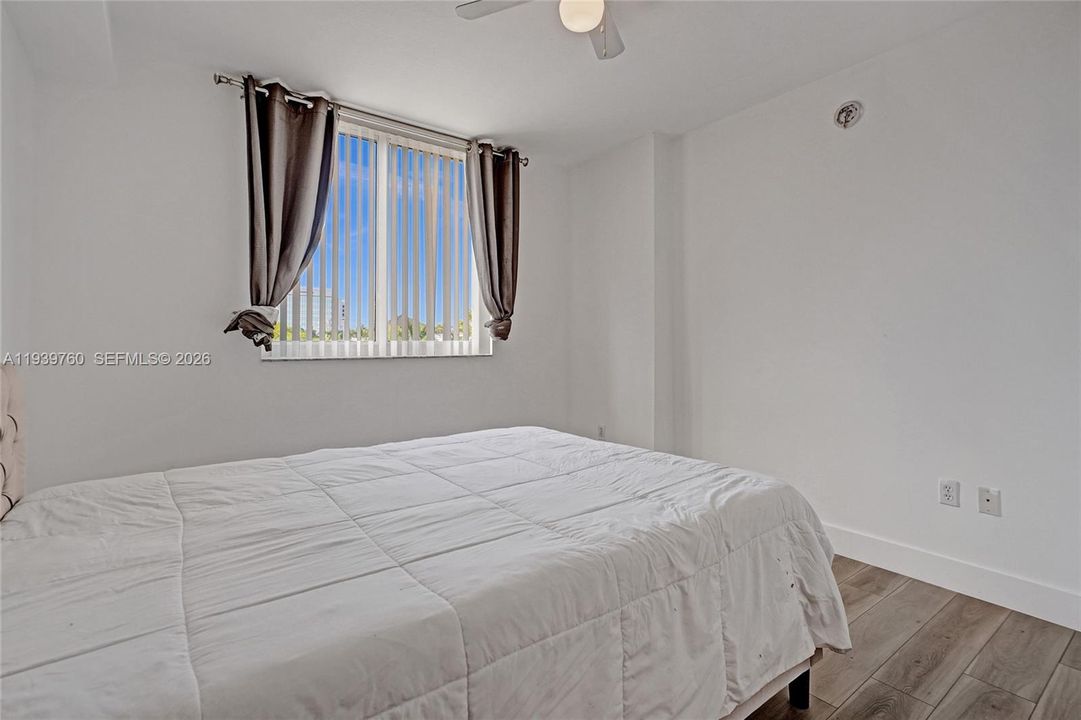 For Rent: $2,775 (2 beds, 2 baths, 1062 Square Feet)